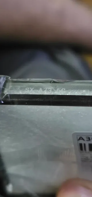 Funda Protectora Móvil con Aro Negro