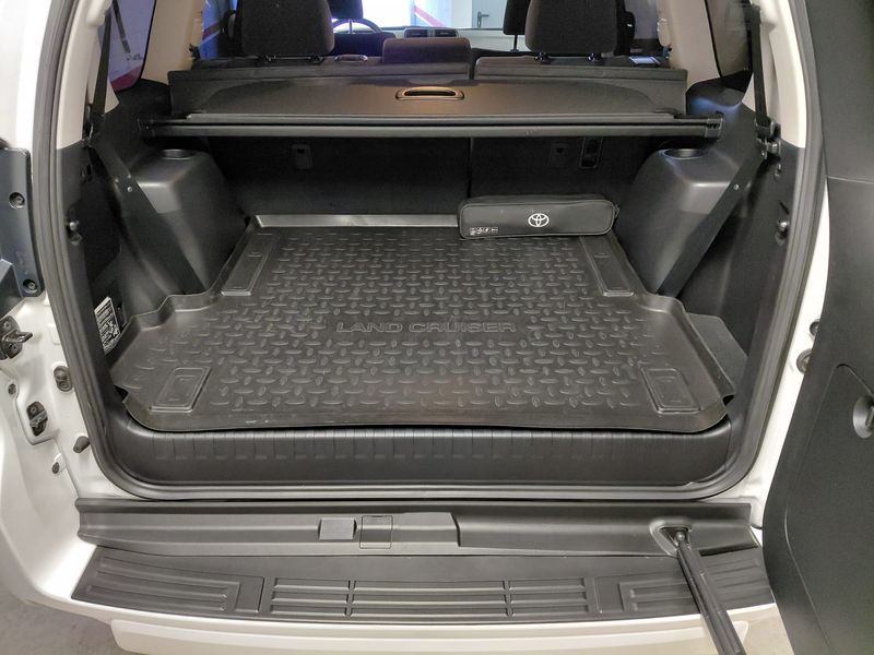Toyota Land Cruiser 2023, foto 10