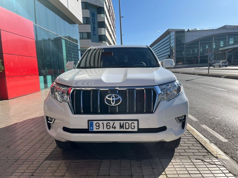 Toyota Land Cruiser 2023, foto 5
