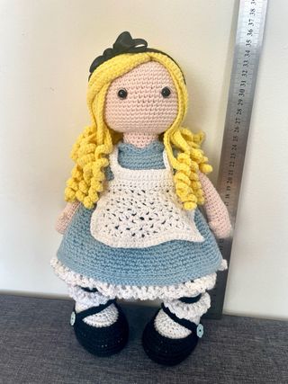 Muñeca Alicia Amigurumi Hecha a Mano 36cm