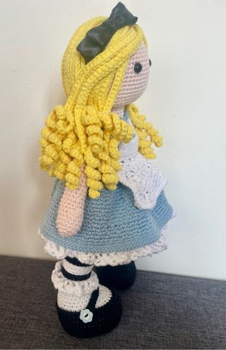 Muñeca Alicia Amigurumi Hecha a Mano 36cm