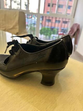 Zapatos Flamenco Profesionales.SENOVILLA ARTESANOS