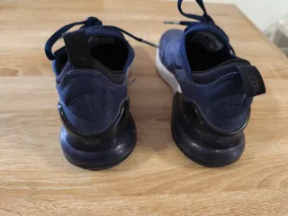 Sapatilhas Nike Air 270 Azul Marinho T.36