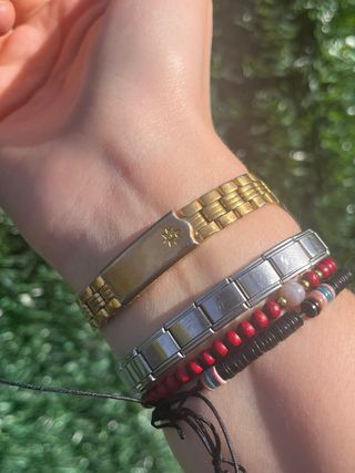 Reloj Junghans Cuarzo Dorado Old Money Daydate