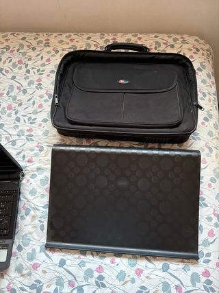 Ordenador portátil Acer negro/gris