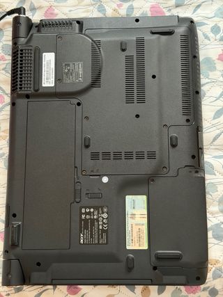 Ordenador portátil Acer negro/gris