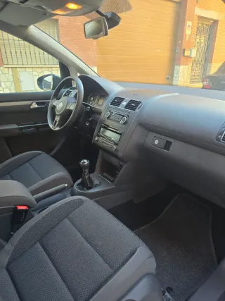 Volkswagen Touran 2010