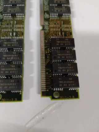 2 Memorias RAM SIM Texas Instruments