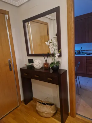 Aparador de madera macizo