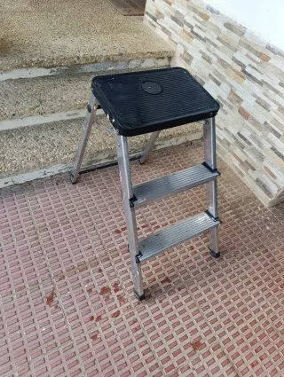 Escalera plegable 3 peldaños