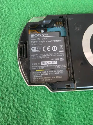 Consola Sony PSP Slim Negra model 2004