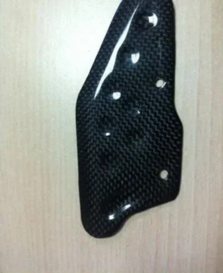 PROTECTOR PIÑON CADENA CARBONO DUCATI 796 1100