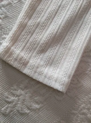 Top blanco manga larga con botones