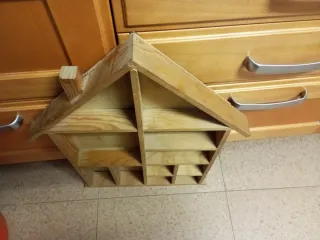Casita de madera para adornos
