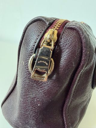 Coach leather handbag in burgundy