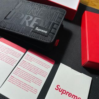 Cartera Supreme Negra con banda roja