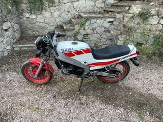 Yamaha TZR 125 Roja y Blanca