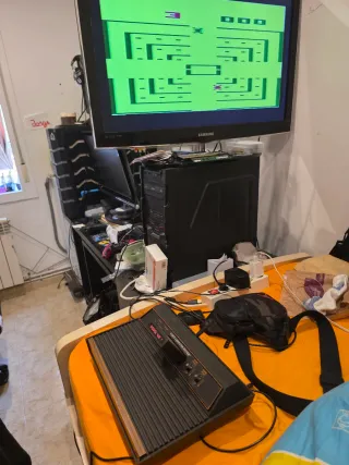Consola Atari con 7 juegos