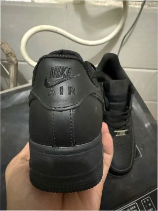 Nike Air Force 1 Low '07 Negras Talla 39