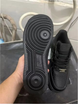 Nike Air Force 1 Low '07 Negras Talla 39