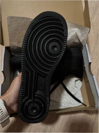 Nike Air Force 1 Low '07 Negras Talla 37.5