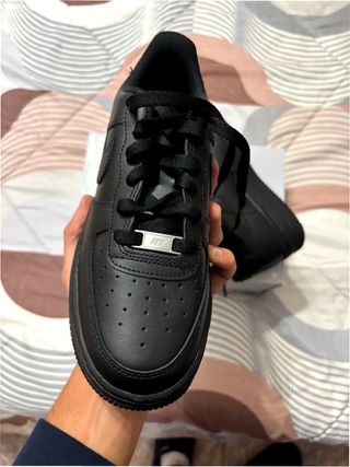 Nike Air Force 1 Low '07 Negras Talla 38