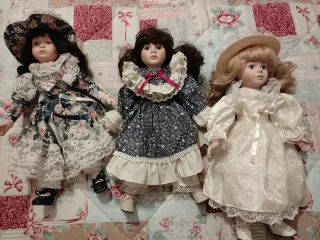 Set 3 Bambole Ceramica Vestiti Eleganti