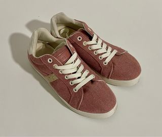 Playeros Rosas Inside