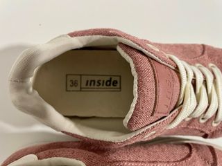 Playeros Rosas Inside