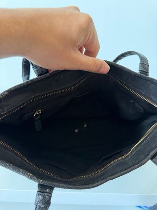 Authentic Coach leather tote bag – classic black