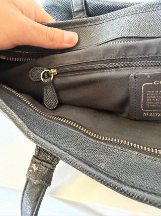 Authentic Coach leather tote bag – classic black