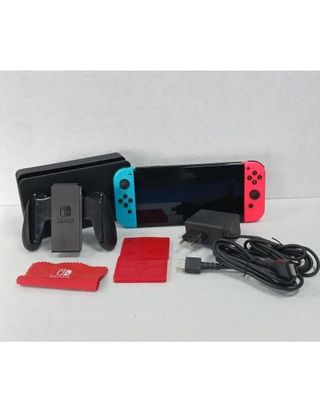 CONSOLA NINTENDO SWITCH OLED CON FUNDA Y ACCESORIOS