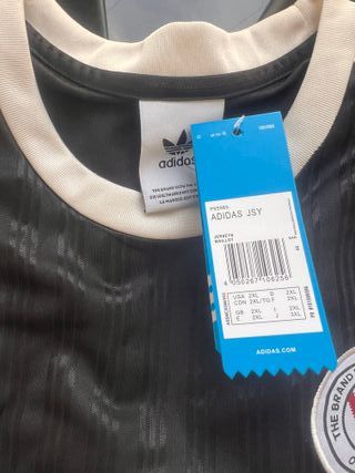 Camiseta Adidas Negra