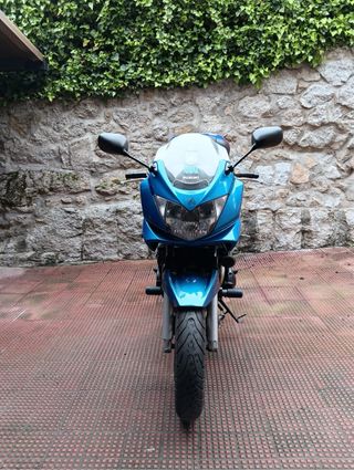 Suzuki Bandit 650 S Azul