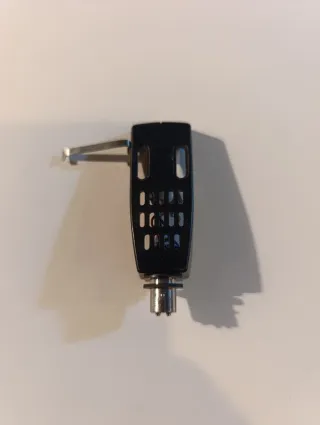 Diferentes modelos de Portacápsulas Tocadiscos