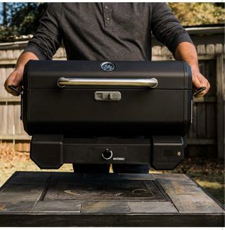 Parrilla Masterbuilt Negra y Plateada