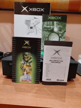 Consola Xbox Negra + 2 Mandos originales y 1 +