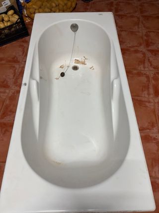 Bañera blanca