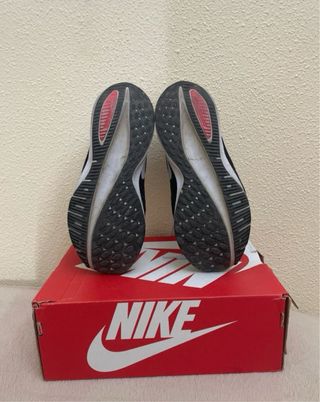 Zapatillas Nike Zoom Vomero Negras