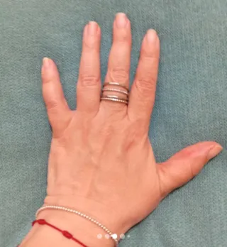 Anillo plateado ajustable
