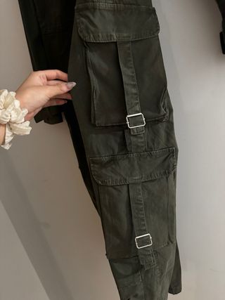 Conjunto ZARA cargo verde XS / 34