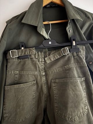 Conjunto ZARA cargo verde XS / 34