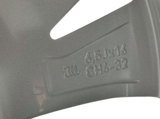 Peugeot 2374927 98281855zv llanta 2008 ii ud us uy