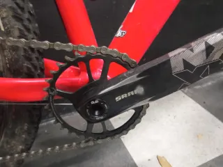 Bicicleta BTT Roja