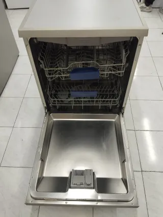 LAVAVAJILLA SIEMENS Acero inoxidable