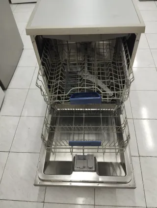 LAVAVAJILLA SIEMENS Acero inoxidable