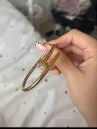 Pulsera similar a cartier