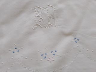 Juego sábanas bordadas azul, rosa y blanco