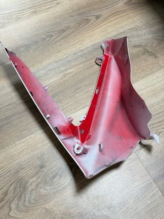 Carenagem superior esquerda Suzuki GSXR 1000 K7 K8