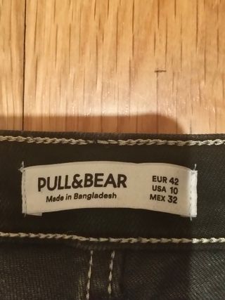 Pantalón Pull&Bear recto negro T.42